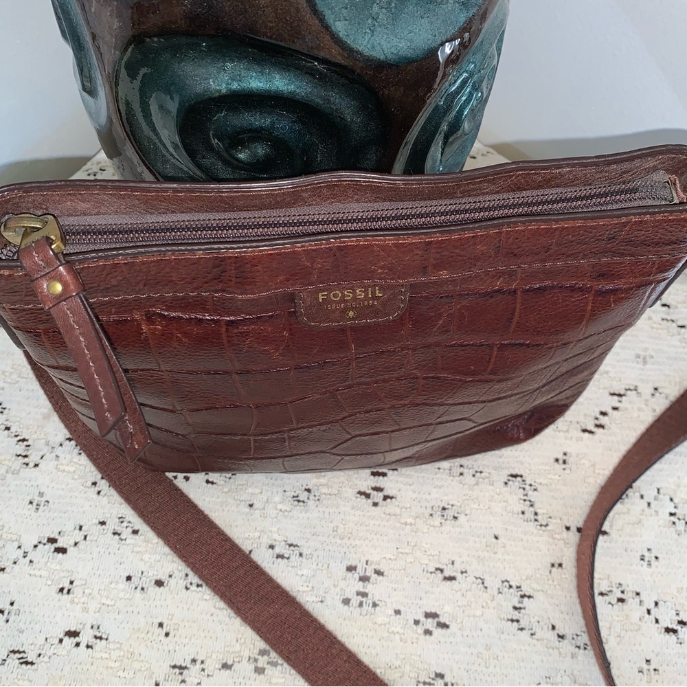 Fossil Leather Crossbody Bag - Picture 6 of 15